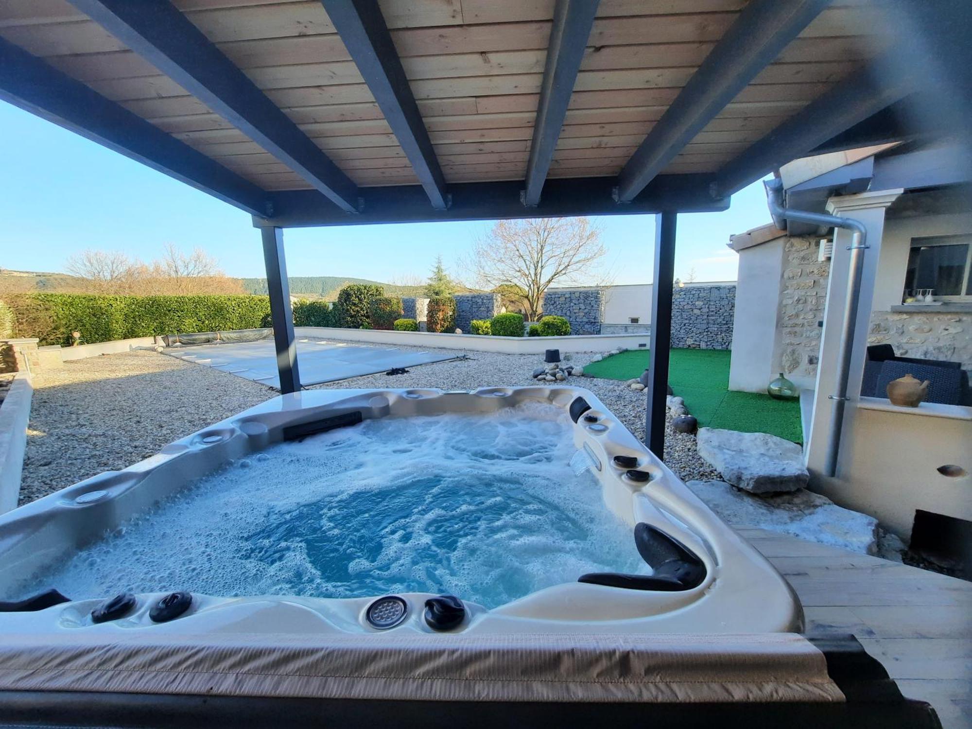 Le Cocon Villa Lussas Exterior photo